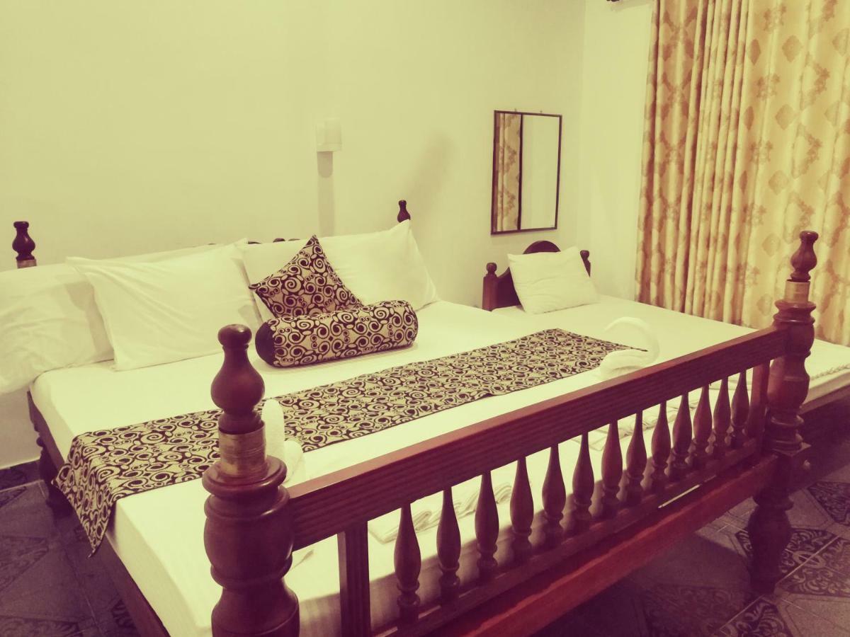 Deutsch Lanka Hotel Telwatta Esterno foto